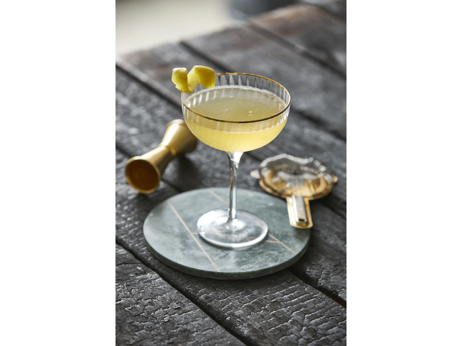 Lyngby Glas Palermo Gold Cocktailglas 4 Stck. 4 Lyngby Glas Palermo Gold Cocktailglas 4 Stck. – Bild 4