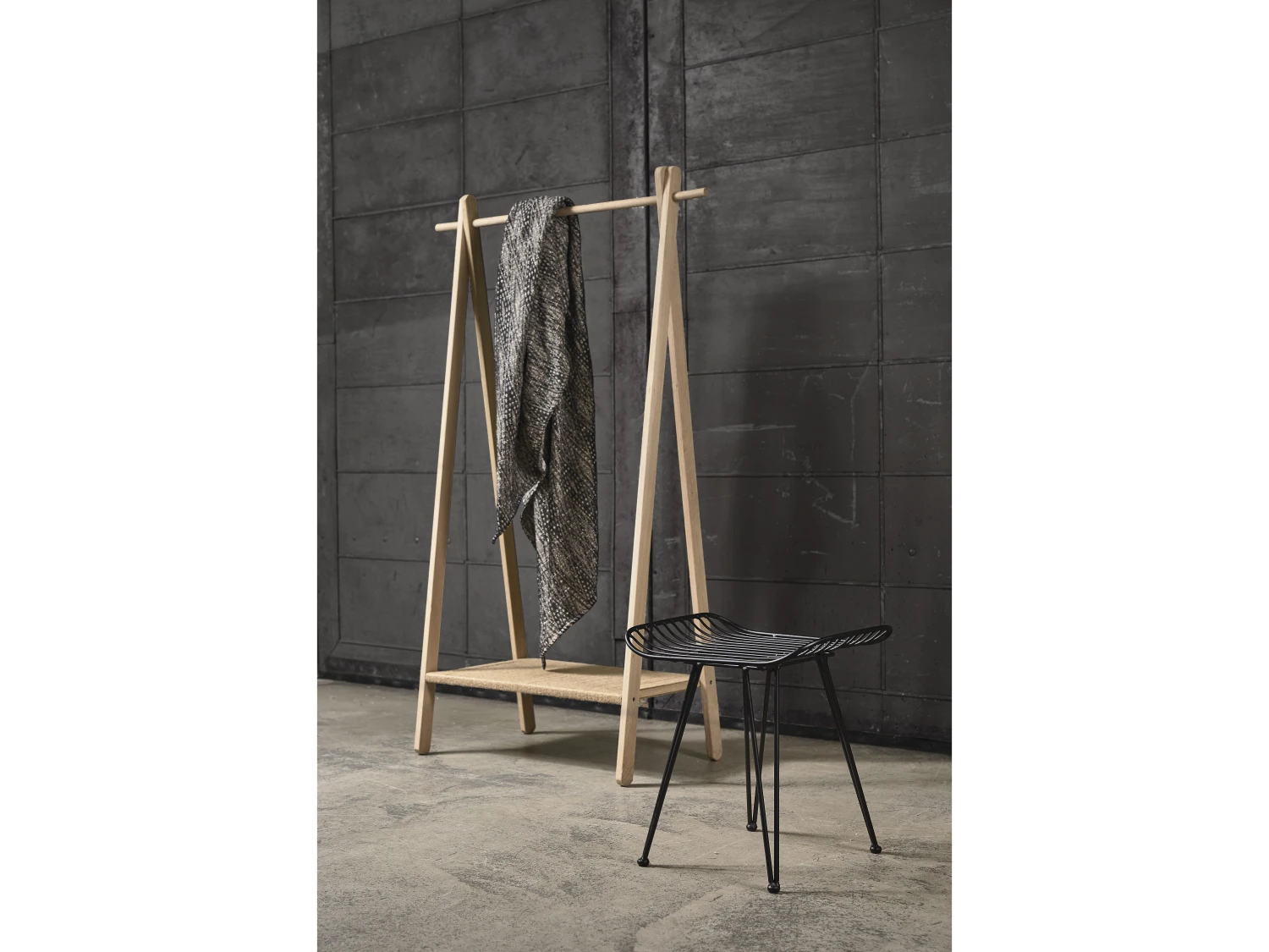 Ebern Kleiderständer 6 Ebern Kleiderständer – Bild 6